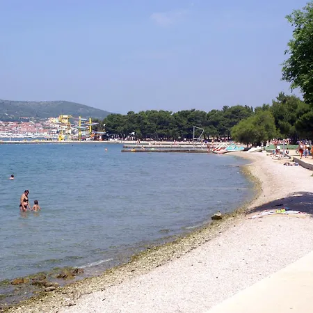 With Parking Space - 24737 Appartement Vodice