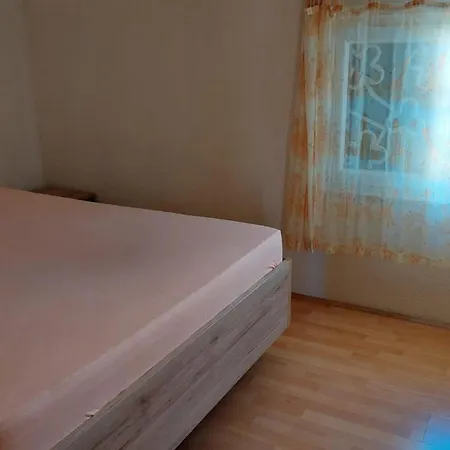 With Parking Space - 24737 公寓