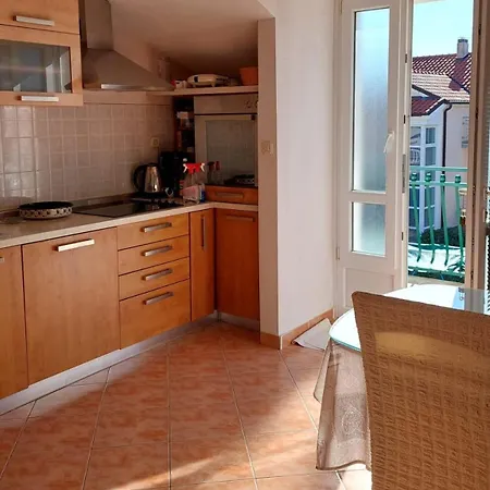 With Parking Space - 24737 * 沃迪切