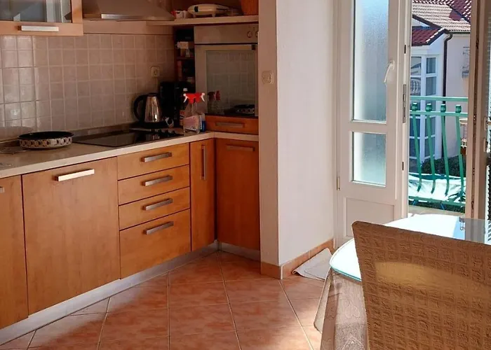 With Parking Space - 24737 * Vodice